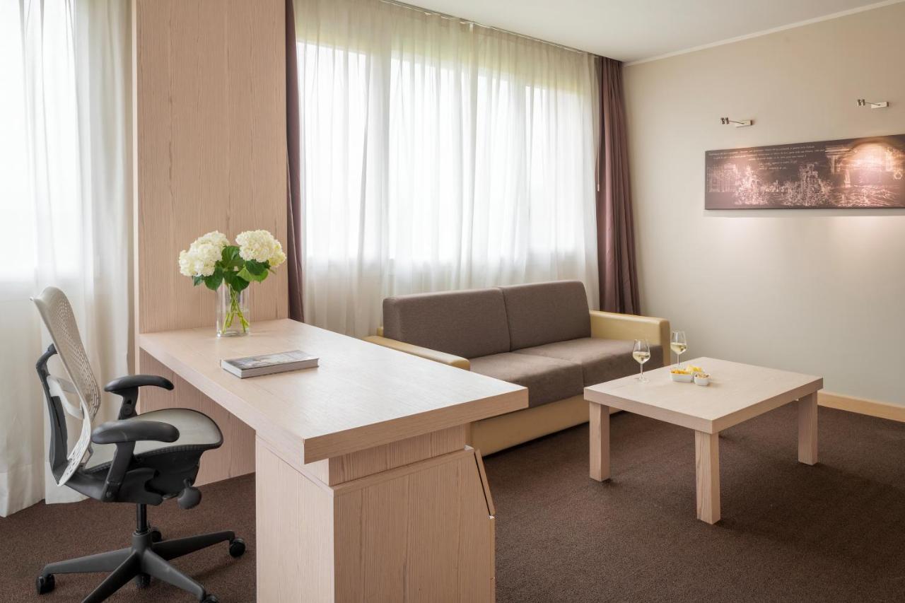 סן לזרו די סבנה Una Hotels Bologna San Lazzaro מראה חיצוני תמונה